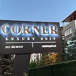 Corner Luxury Suit
